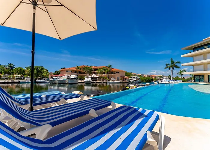 Luxury Ground Floor Marinaview-pool-gym-paddleboard * Puerto Aventuras